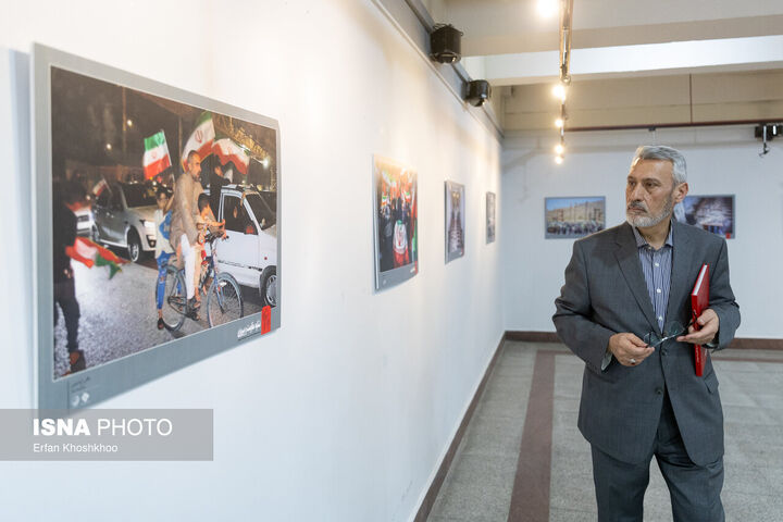 نمایشگاه عکس