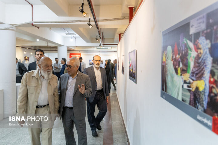 نمایشگاه عکس