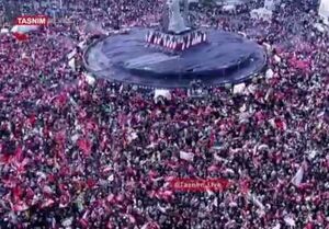 ۲۰۰ شب در سنگر خیابان تحقیر آمریکا و دفاع از ایران