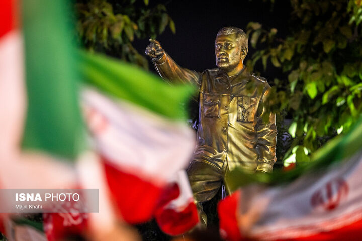 تندیس شهید حاجی زاده