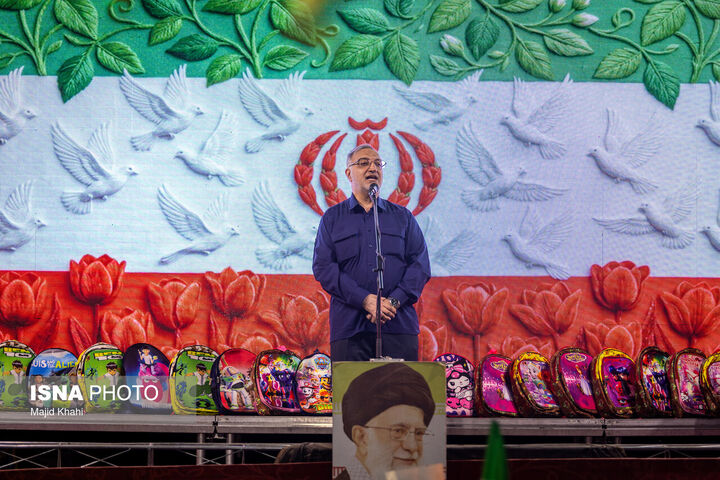 تندیس شهید حاجی زاده