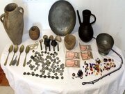 کشف بیش از ۱۳ هزار اثر تاریخی از قاچاقچیان و توقیف ۳ هزار دستگاه فلزیاب