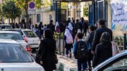 استقرار پلیس زن مقابل مدارس دخترانه
