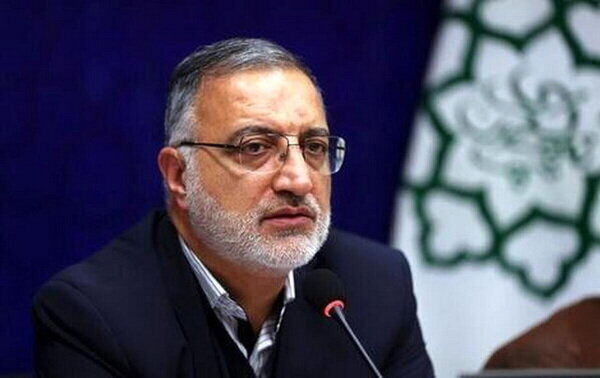 آسیب‌زدن آمریکا به ۱۸ اتوبوس چینی حین انتقال به کشور