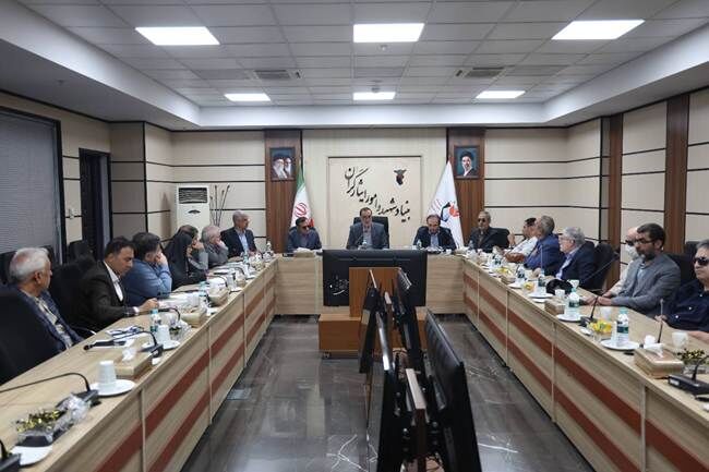 دیدار رئیس بنیاد شهید با جمعی از «جانبازان خانه نور ایرانیان بصیر»