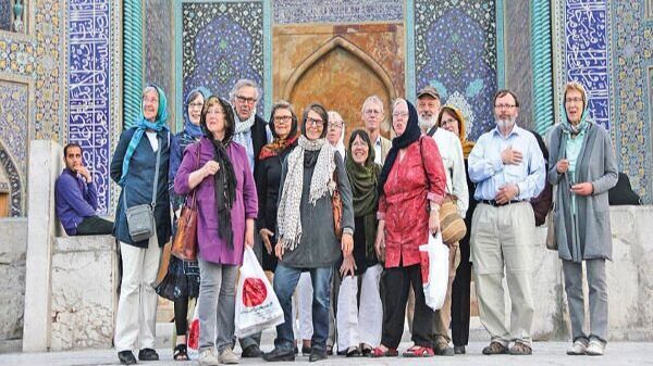 توریست‌هایی که در بهار جنگی به ایران سفر کردند
