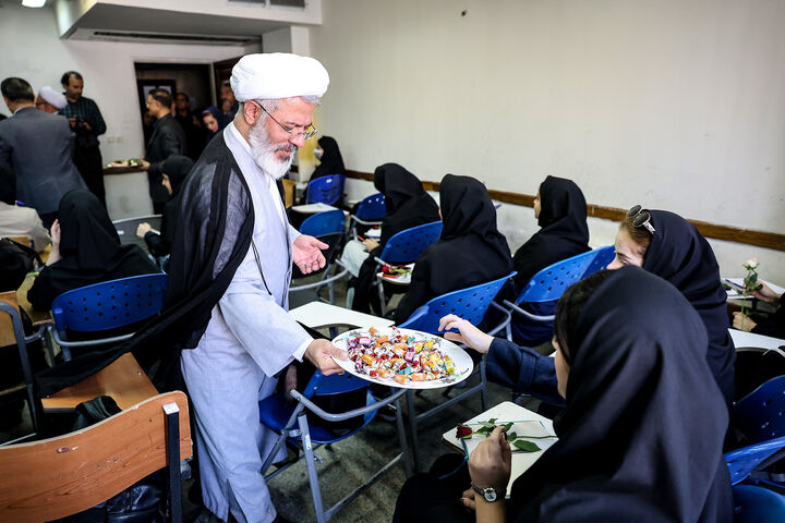 دانشگاه0