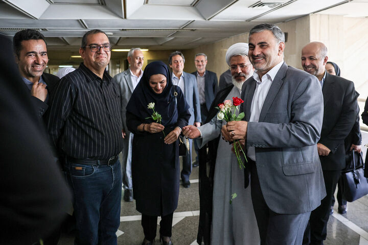 دانشگاه0