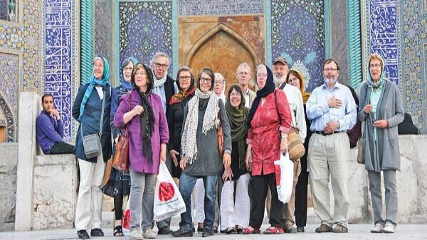 توریست‌هایی که در بهار جنگی به ایران سفر کردند