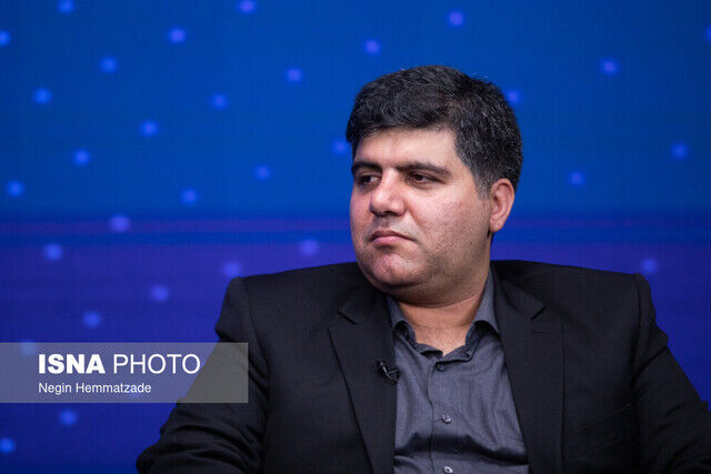 ۳ساعت در فضای مجازی و خطر اعتیاد دیجیتال کودکان / خانواده‌ها نظارت کنند