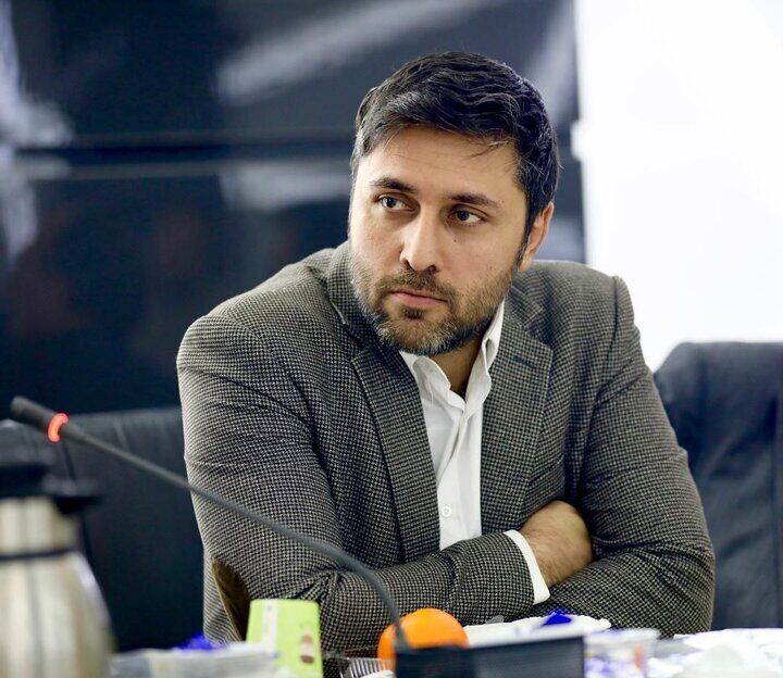 آماده‌باش بیش از ۱۲ هزار اتوبوس و ۳۰۰ هزار تاکسی برای آغاز سال تحصیلی در کشور