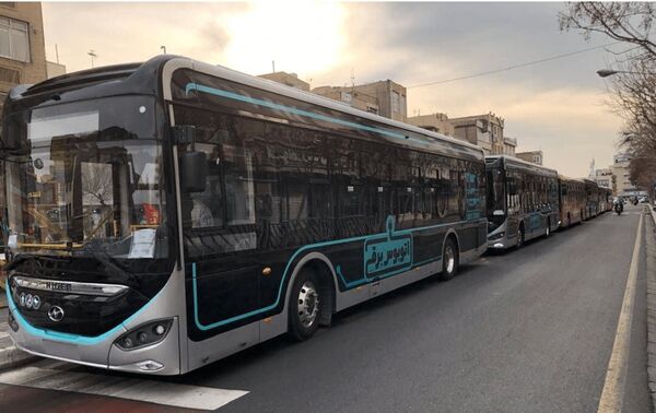 نرده‌های BRT تهران جمع می‌شوند