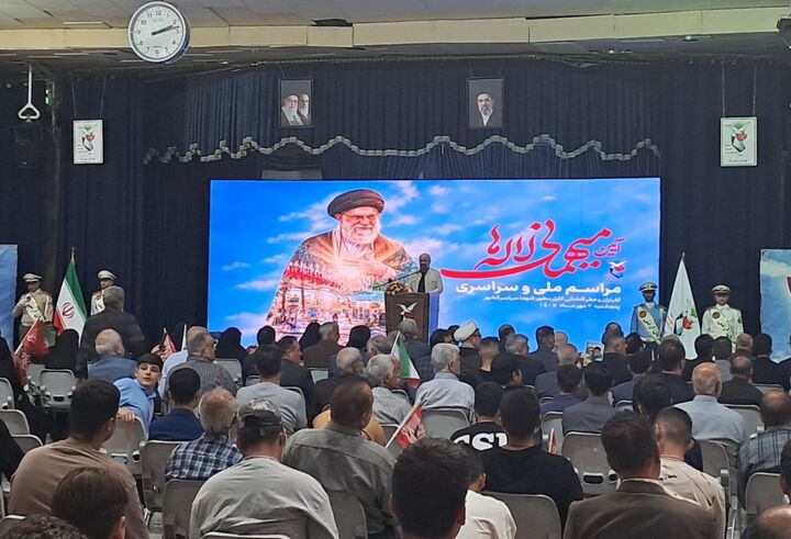 آیین «مهمانی لاله‌ها» در گلزار شهدای بهشت زهرا(س) برگزار شد