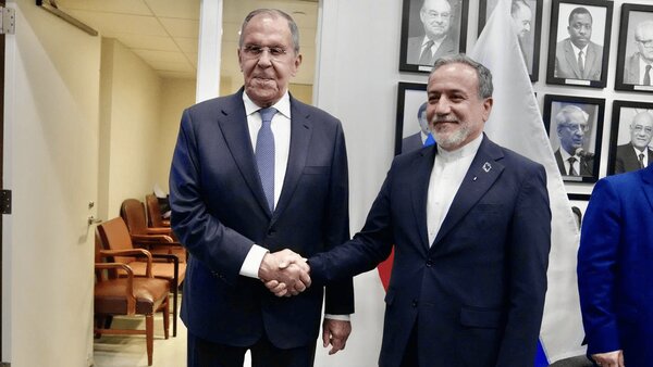 عراقچی و لاوروف در نیویورک دیدار کردند