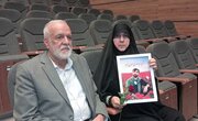 مادر شهید سیدمهدی احمدی‌زاده: فرزندم شهیدوار زندگی کرد؛ از مسئولان انتقام خون شهدا را می‌خواهیم