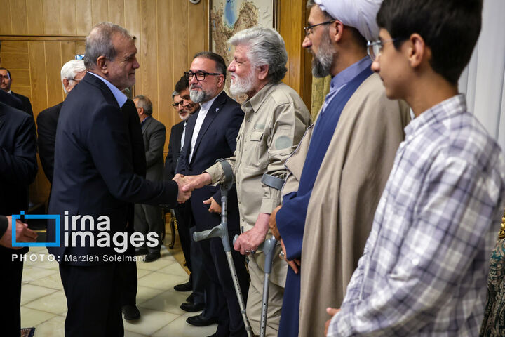 پزشکیان0