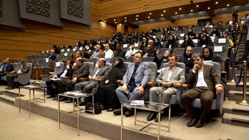 فیلم/ سومین همایش تجلیل از برگزیدگان پویش ملی ایثار «من می‌نویسم»