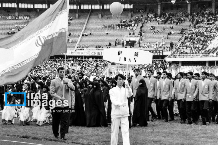 پکن1990