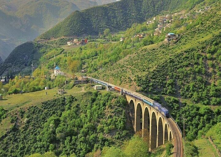 ریل‌ها به جنگل رسیدند
