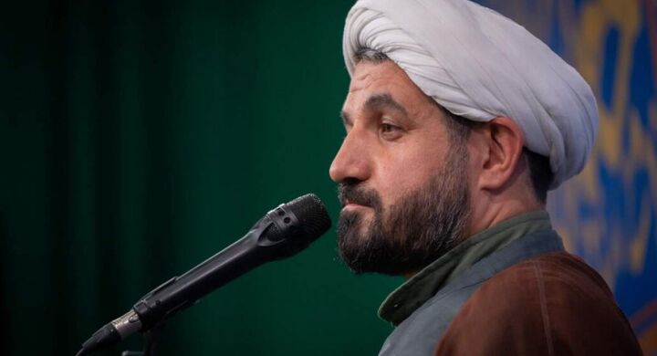 حجت‌الاسلام رمضانی: کارهایی که ترک کردی تا برایت کف بزنند را ترک کن