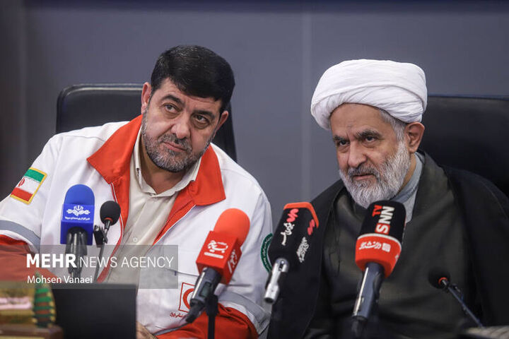 عکس/ مراسم امضای تفاهم‌نامه همکاری سازمان بسیج و هلال احمر