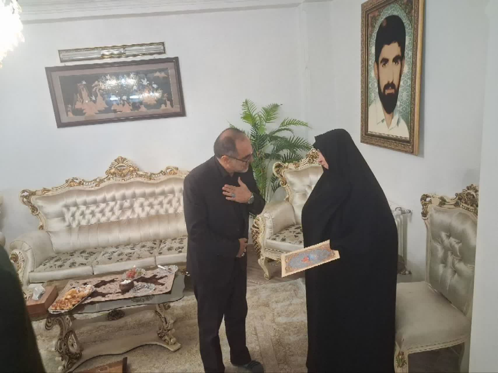 فرهنگ ایثار و شهادت باید نسل به نسل منتقل شود