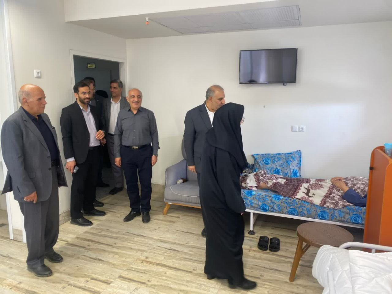 بازدید مدیران کل بنیاد شهید و بهزیستی اصفهان از مراکز نگهداری سالمندان