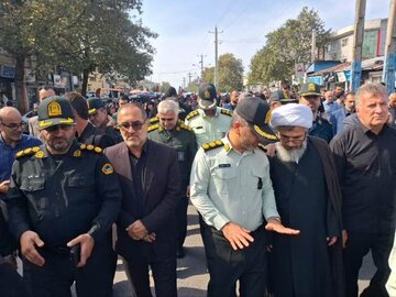 مراسم تشییع پیکر مطهر شهید مدافع امنیت دست گشاده در آمل مازندران برگزار شد