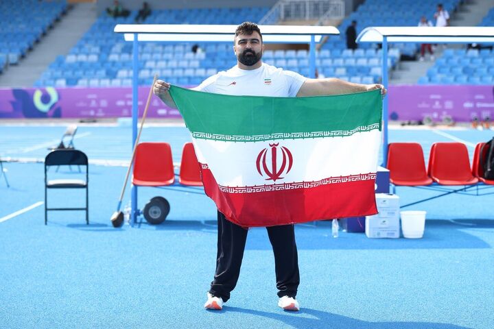 خسروی: برای اهتزاز پرچم ایران به ناگویا می‌روم