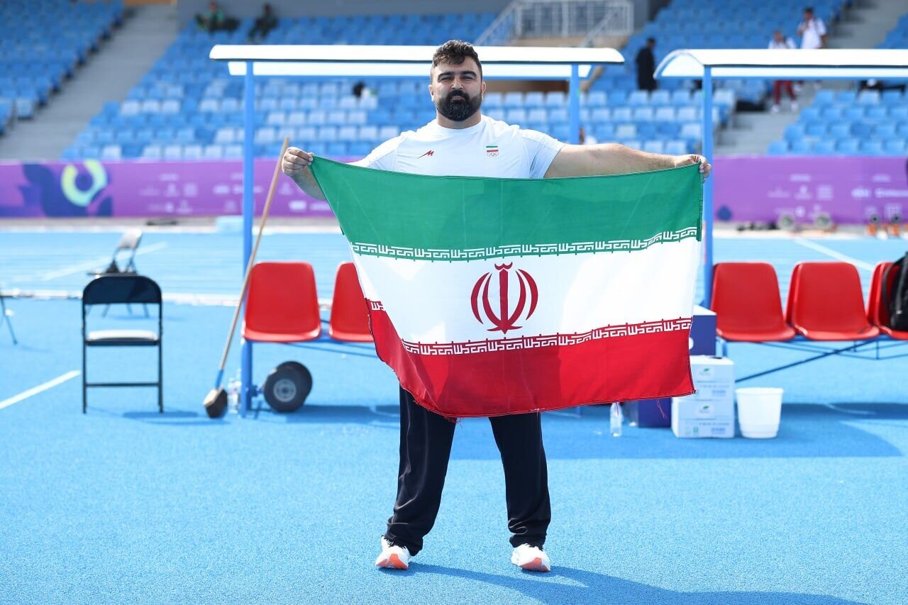 خسروی: برای اهتزاز پرچم ایران به ناگویا می‌روم