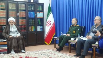 رونمایی از کتاب نامه شهدای مازندران