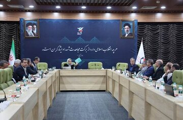 برگزاری نشست آموزشی «برنامه راهبردی حکمرانی محور، چارچوب راهبری و تحول بنیاد در افق 1410»