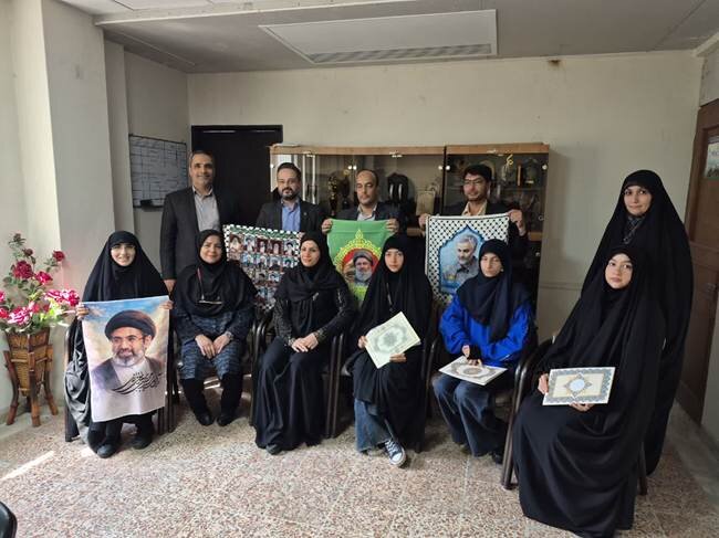 برگزیدگان سوگواره عکاسی «حماسه حضور» در مشهد تجلیل شدند