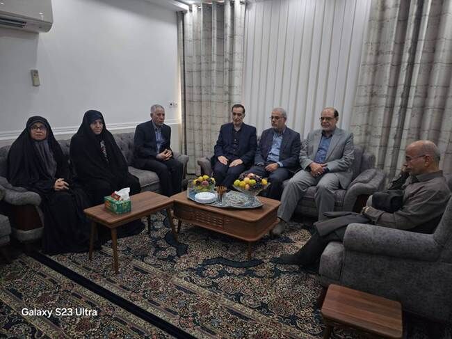 دیدار رئیس بنیاد شهید و امور ایثارگران با جانباز سرافراز «محمد روحی»