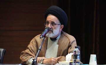تاکید بر شناسایی چهره‌های شاخص شهدا در استان‌ها