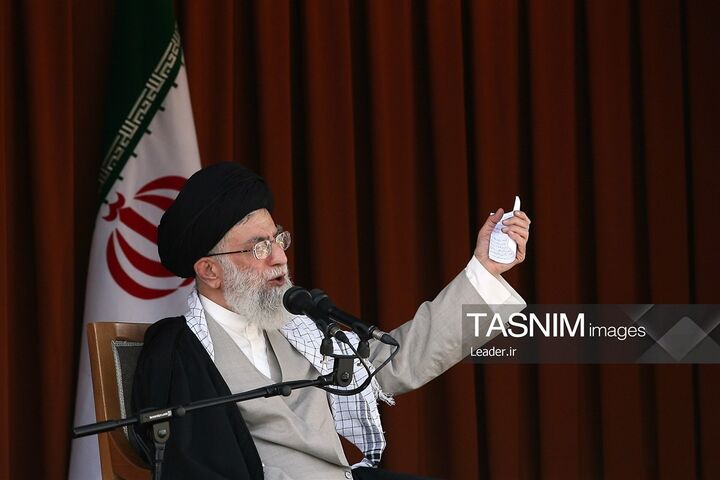 رهبر شهید *