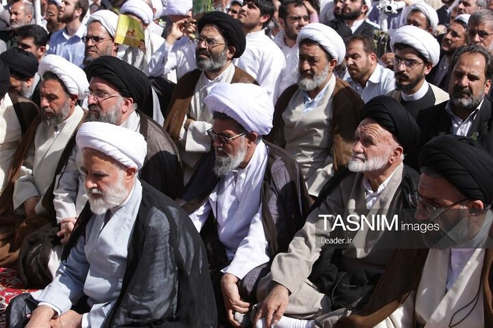 رهبر شهید *