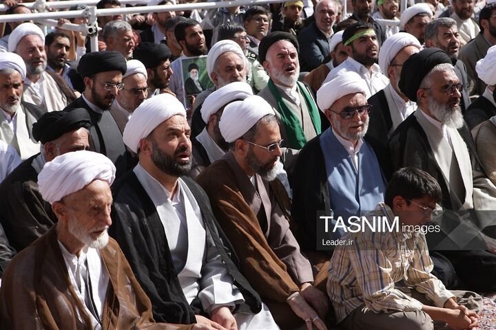 رهبر شهید *