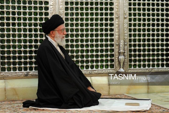 رهبر شهید *