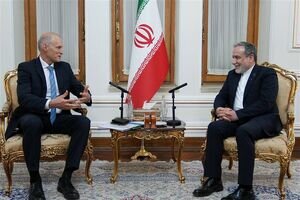 رایزنی معاون وزیر خارجه لهستان با عراقچی