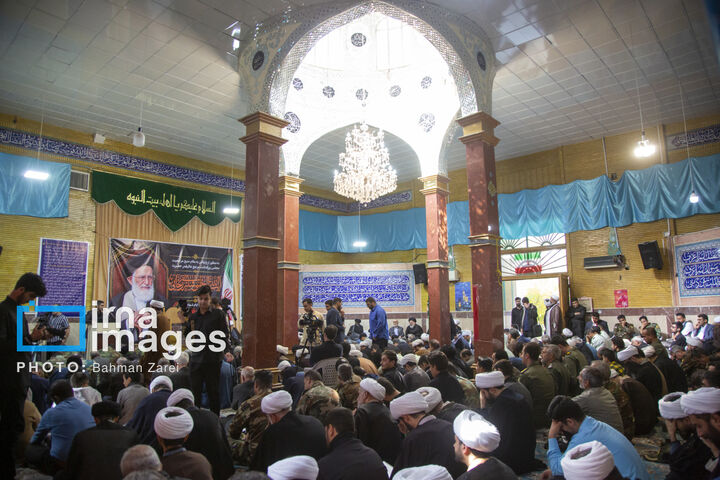 یادبود.