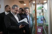 عکس/ آیین گشایش مرکز اسناد و کتابخانه تخصصی شهید خرازی توسط عراقچی