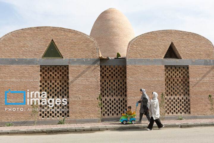 خوی