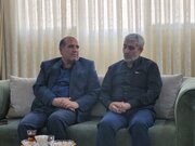 دیدار مدیر کل بنیاد شهید تهران بزرگ با خانواده جانباز شهید امنیت