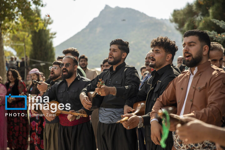 تنبور