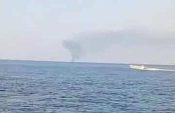 انفجار ۳ نفتکش متخلف در سواحل جنوبی تنگه هرمز