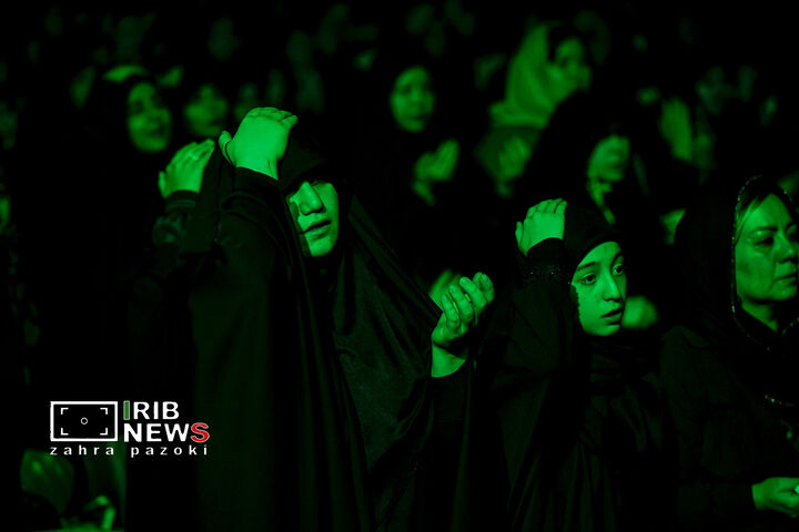 آن سوی سکوت