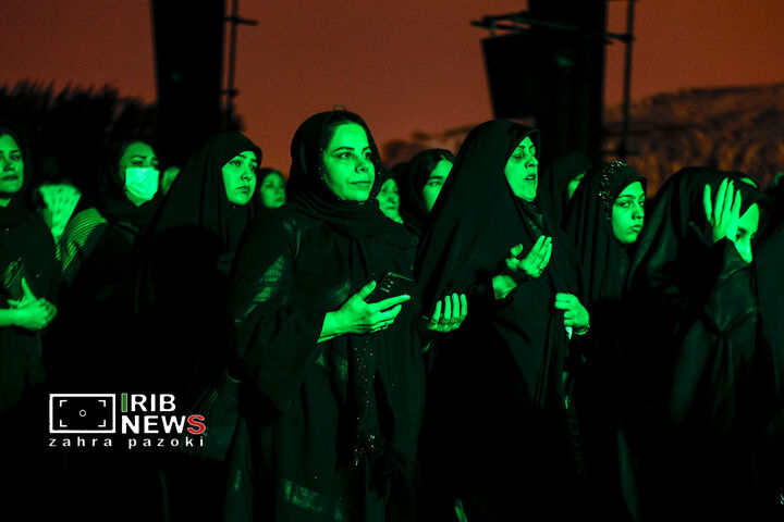آن سوی سکوت