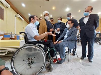 دیدار رئیس بنیاد شهید و امور ایثارگران با جانبازان قطع نخاعی مشهد مقدس