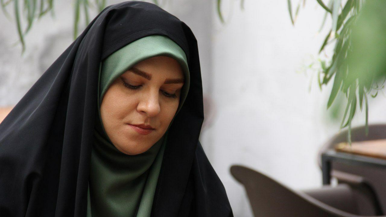 «پروانه»  را گونه جدیدی در مستند سازی می دانم/  در فصل های بعد هم راوی ایثار بانوان موفق  می شویم